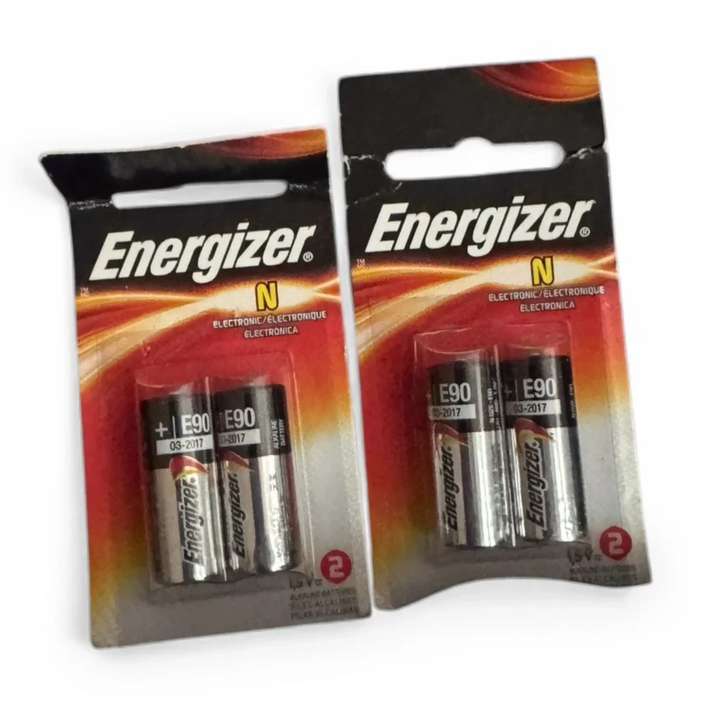 Duracell Specialty Alkaline Specialty Batteries two packs of 2 (#4 in total).